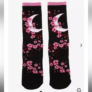 NWT Pink and Black Moon & Cherry Blossom Sakura Women’s Crew Sock